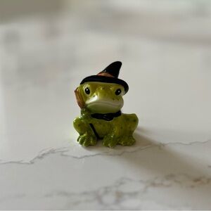Witch Frog Halloween Salt Shaker NWT